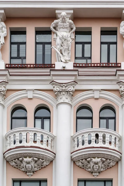 City Administration Building Orenburg Russia October 2021 Balconies Windows Figures — Stockfoto