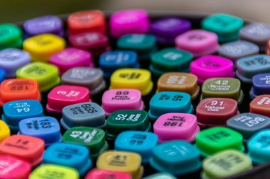 Duvar kağıdı için bulanık ve yumuşak odak arkaplanı olan alkol sanatçısı markerının bileşiminden renkli ve soyut desen