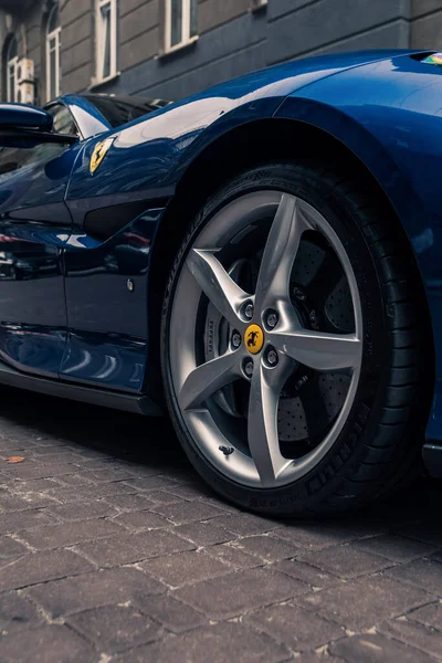 Olasz Szuperautó Ferrari Portofino Felnik Kijev Ukrajna Szeptember 2021 — Stock Fotó
