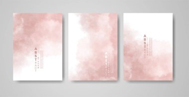 Suluboya lekeli kartlar. Tasarımınız için beyaz arkaplanda elle çizilmiş bulanıklık ögesi olan kart kümesi. Randevunuz, kartpostalınız, afişiniz, logonuz için tasarım. 