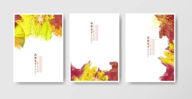 Suluboya lekeli kartlar. Tasarımınız için beyaz arkaplanda elle çizilmiş lekeler olan kartlar. Randevunuz, kartpostalınız, afişiniz, logonuz için tasarım. 