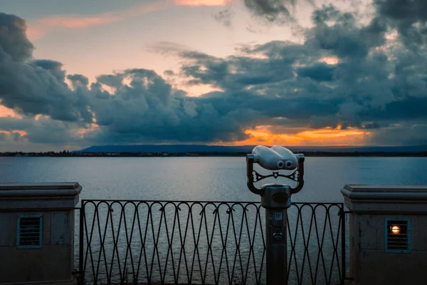 Siracusa Itália Março 2022 Binóculos Mar Panorâmico Com Pôr Sol — Fotografia de Stock