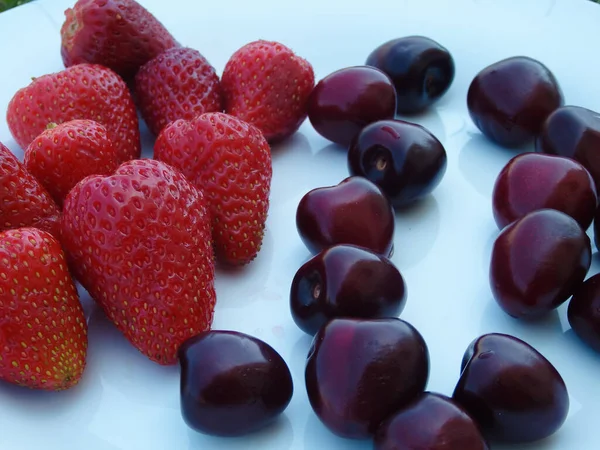 Berry Mix Strawberries Cherries White Background Fresh Organic Summer Berries — Stock Photo, Image