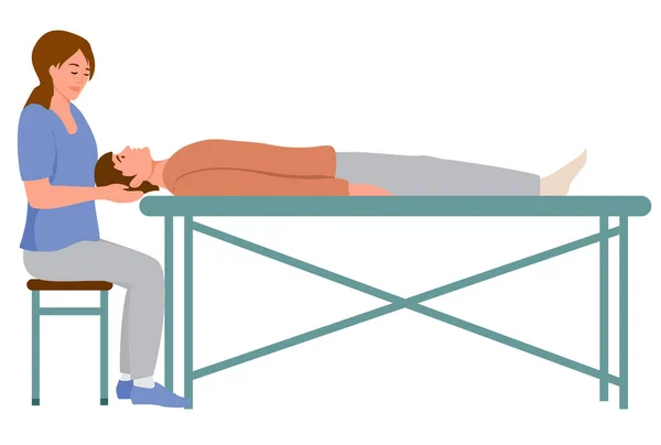 女性按摩师或骨质疏松症按摩颈部区域至病人向量平面图解。女医生或理疗师进行按摩以隔离躺在沙发上的男人。替代医疗 — 图库矢量图片