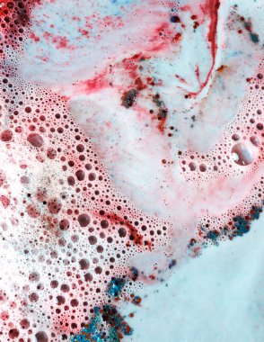 Sütteki alışılmadık güzel boya desenleri