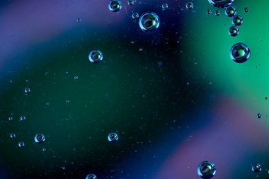 Petrol kabarcıkları, tıkanıklık, sıradan güzellikler