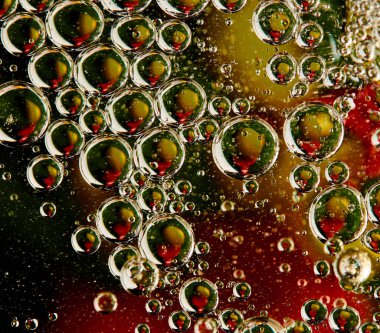 Petrol kabarcıkları, tıkanıklık, sıradan güzellikler