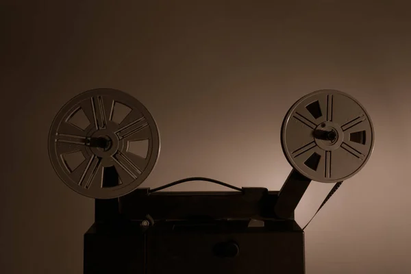 Oude Vintage 8Mm Projector Met Filmrollen Filmframes Begrepen Ruimte Selectieve — Stockfoto