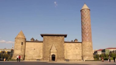 Yakutiye Okulu (Türkçe: Yakutiye Medrese). Türkiye seyahati, Yakutiye medresesi, Yakutiye medresesi, Yakutiye medresesi. Erzurum, Erzurum, Türkiye 9. 15 yıl. 2020