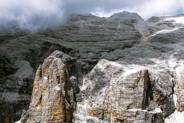 Forcella Pordoi Piz Boe, Sellaronda UNESCO Dolomite, Trentino alto Adige, İtalya