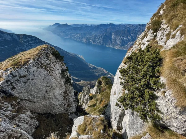 Уникальный Вид Озеро Гарда Высокой Горы Тренто Италия — стоковое фото