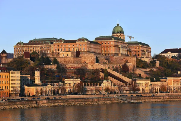 Вид Замка Буда Реку Рюбе Рассвете Венгрия Будапешт — стоковое фото