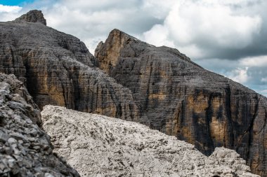 Sella Grup dağları İtalya 'da UNESCO dolomite, Trentino, İtalya' da doruğa ulaştı