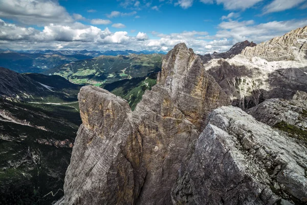 Val Fiscalina ve Sesto dolomite Panorama Trentino Alplerinde, İtalya