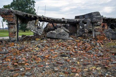 Yok edilen idam gaz odası, Auschwitz Birkenau Toplama Kampı.