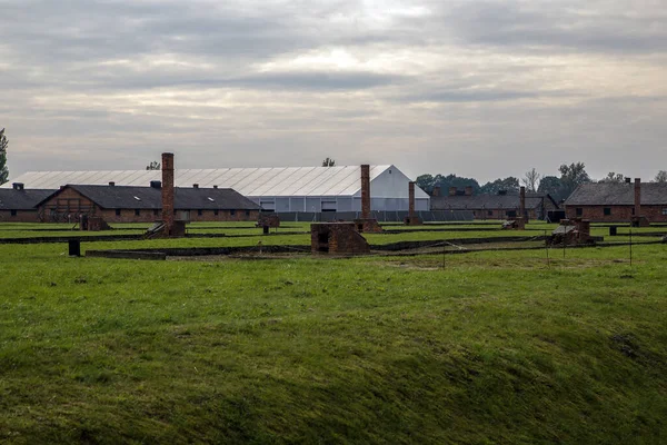 Pole Blok Pracy Więźniów Obóz Koncentracyjny Auschwitz Birkenau — Zdjęcie stockowe