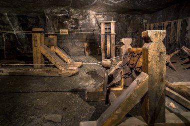 Wieliczka tuz madeninde odun kazma mekanizması, Wieliczka, Polonya