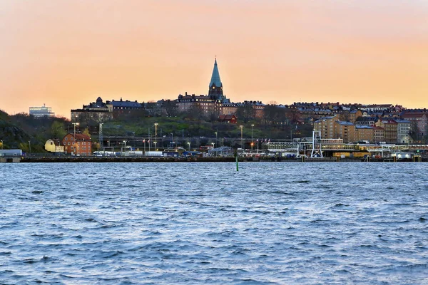 斯德哥尔摩日落索德马尔姆运河群岛 瑞典斯德哥尔摩 — 图库照片