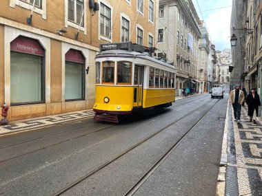 Bairro Alto Lisboa bölgesi ve sarı tramvay turu, Lizbon, Portekiz