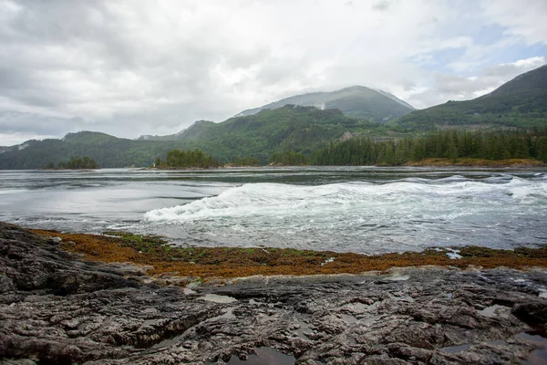 Skookumchuck Rapids Sechelt Inlet High Tide View Rapids Whirlpools Ebb — Fotografia de Stock