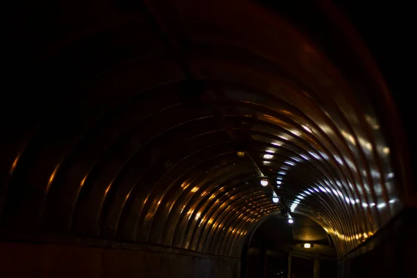 Ljus Plastytan Tunneln Nattljus Kupolen Abstrakt Bakgrund Med Varmt Ljus — Stockfoto