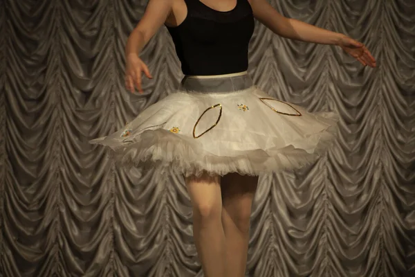 Tutu Branco Bailarina Dança Rapariga Apresentação Teatro Roupa Palco Movimento — Fotografia de Stock