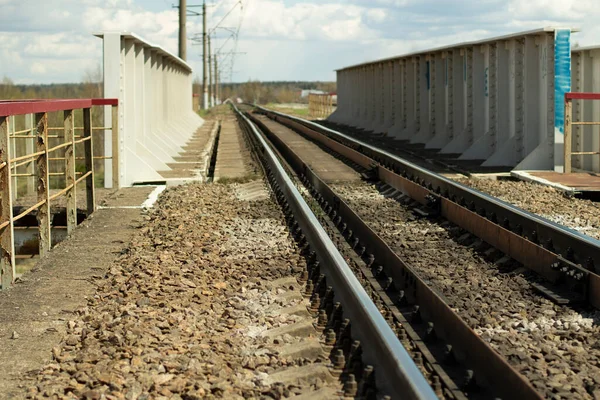 Ferrovia Uma Pista Linha Converge Distância Estrada Para Movimento Trem — Fotografia de Stock