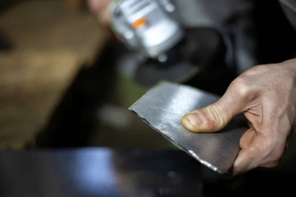 Metal Cutting Grinding Steel Work Grinder Sparks Friction Men Work — Stock Photo, Image