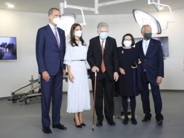 İspanya Kralları, Lizbon 'daki Champalimaud Vakfı' nın açılışına katıldı. 27 Eylül 2021, Lizbon, Portekiz: Portekiz devlet başkanı Marcelo Rebelo de Sousa ve İspanya kralları Felipe VI ve Letizia Ortiz