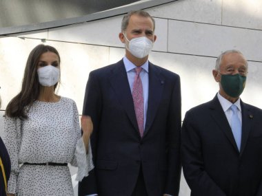 İspanya Kralları, Lizbon 'daki Champalimaud Vakfı' nın açılışına katıldı. 27 Eylül 2021, Lizbon, Portekiz: Portekiz devlet başkanı Marcelo Rebelo de Sousa ve İspanya kralları Felipe VI ve Letizia Ortiz