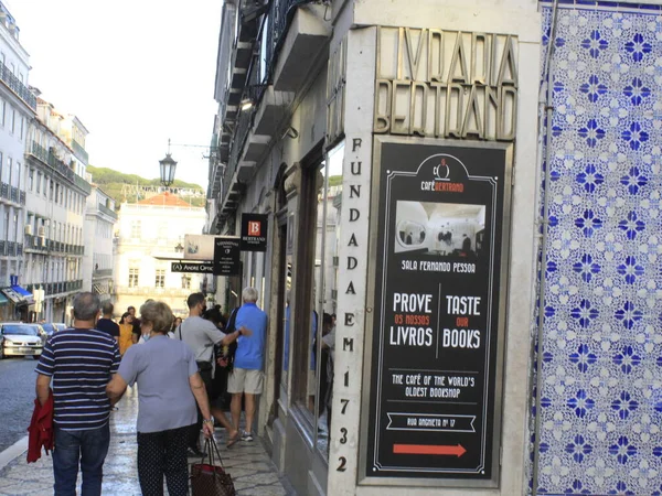 Installations Bertrand Bookstore Considered Largest Oldest Lisbon September 2021 Lisbon — Stock Photo, Image