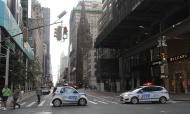 (New York 'ta düzenlenen 84. Geleneksel Pulaski Günü Geçidi. 3 Ekim 2021, New York, ABD: Polonyalı Amerikalılar Tuğgeneral Casimir Pulaski onuruna 5. Cadde, New York 'taki 84. Geleneksel Pulaski Günü Geçidi' ni kutladılar, 