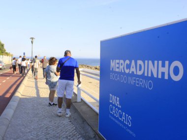 Boca do Inferno, Cascais 'de. 7 Ekim 2021, Cascais, Portekiz: Boca do Inferno, 7 Perşembe günü Lizbon 'un başkenti Cascais' deki en güzel ve tanınmış turistik yerlerden biri.).
