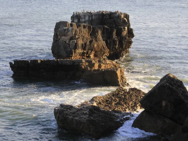 Pedra Nau Cascais Out 2021 Cascais Portugal Turistas Apreciam Beleza — Fotografia de Stock