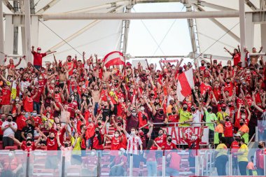 (SPO) Brezilya Futbol Şampiyonası: Uluslararası ve Chapecoense. 20 Ekim 2021 'de Porto Alegre, Brezilya: Yurtdışından Yuri Alberto, Internacional ve Chapecoense arasında oynanan maçta attığı golü kutluyor. 