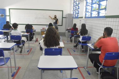 (INT) RN 'in devlet ve özel okulları% 100 kişisel derslerle geri dönebilirler. 8 Ekim 2021, Natal, Rio Grande do Norte, Brezilya: Colegio Estadual do Atheneu Norte Riograndense, Petropolis Mahallesi, Natal