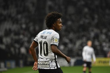 (Brezilya Futbol Şampiyonası: Korintliler ve Fluminense. 13 Ekim 2021, Sao Paulo, Brezilya: Neo Quimica Arena 'da düzenlenen Brezilya Futbol Şampiyonası' nın 26. turu için geçerli olan Korintliler ve Fluminense arasındaki futbol maçı