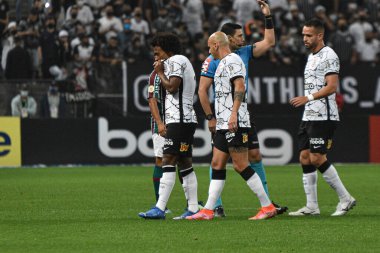 (Brezilya Futbol Şampiyonası: Korintliler ve Fluminense. 13 Ekim 2021, Sao Paulo, Brezilya: Neo Quimica Arena 'da düzenlenen Brezilya Futbol Şampiyonası' nın 26. turu için geçerli olan Korintliler ve Fluminense arasındaki futbol maçı