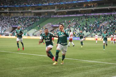 (Brezilya Futbol Şampiyonası: Palmeiras ve Internacional. 17 Ekim 2021, Sao Paulo, Brezilya: Palmeiras ve Internacional arasındaki futbol maçı, Allianz Parque Stadyumu 'nda düzenlenen Brezilya Futbol Şampiyonası' nın 27.