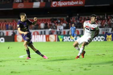 Brezilya Futbol Şampiyonası: Sao Paulo ve Corinthians. 18 Ekim 2021, Sao Paulo, Brezilya: Sao Paulo ve Corinthians arasında oynanan futbol maçı sırasındaki Sao Paulo taraftarları, Morumbi 'de düzenlenen Brezilya Futbol Şampiyonası' nın 27.