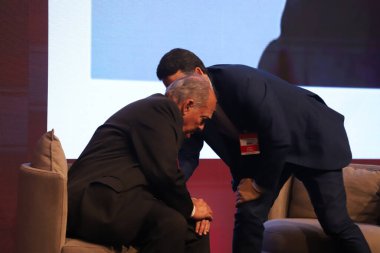(Lide Business Forum Paneli Demokrasi, Seçim ve Siyasi Çevre 'yi tartışıyor. 21 Ekim 2021, Sao Paulo, Brezilya: MDB 'nin ulusal başkanı, Bruno Araujo, PSDB' nin ulusal başkanı, Luciano Bivar, ulusal başkan 