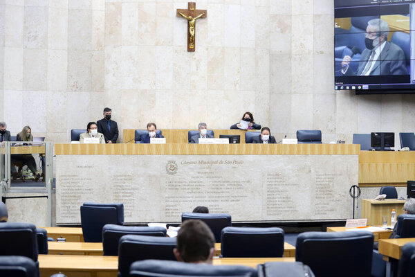 CPI of Prevent Senior. October 21, 2021, Sao Paulo, Brazil: On this second day of work of the CPI of Prevent Senior in the City Council of Sao Paulo, the lawyer of Prevent Senior doctors, Bruna Morato and the coordinator of the National Research