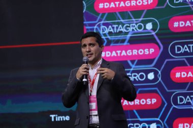 Datagro Uluslararası Şeker ve Etanol Konferansı 'nın 21.' si. 25 Ekim 2021, Sao Paulo, Brezilya: Plataforma Biyouture başkanı Renato Godinho ve Datagro 'dan Plinio Nastari, 21. 