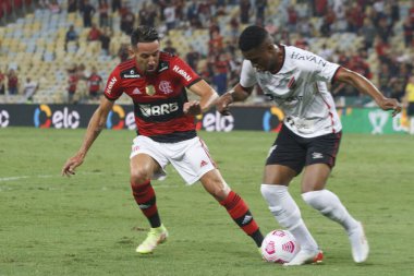 (Brezilya Futbol Kupası Yarı Finali: Flamengo ve Athletico-PR. 27 Ekim 2021, Rio de Janeiro, Brezilya: Brezilya Futbol Kupası 2021 yarı finali için geçerli olan Flamengo ve Athletico Paranaense arasındaki futbol maçı, Maracana Stadyumu 'nda yapıldı.