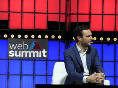 Web Zirvesi Lizbon 'da yapıldı. 1 Kasım 2021, Lizbon, Portekiz: Lizbon Web Zirvesi, dünyanın en büyük teknoloji etkinliği.