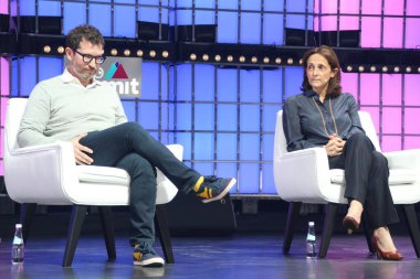 Teknoloji: Lizbon 'daki Web Zirvesi' nin ikinci günü. 2 Kasım 2021, Lizbon, Portekiz: Dünyanın en büyük teknoloji etkinliklerinden biri olan Web Zirvesi 'nin ikinci günü, 2 Kasım Salı günü Lizbon, Portekiz' deki Parque das Nacoes 'da gerçekleşti.).