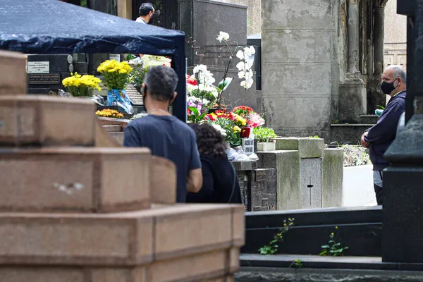 Consolacao Cemetery Day Dead November Sao Paulo Brazil Visitor Movement — Stock Photo, Image