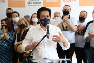 Sao Paulo 'da Augusta Belediye Başkanı Bruno Covas' ın açılışı. 6 Kasım 2021, Sao Paulo, Brezilya: Sao Paulo Belediye Başkanı Ricardo Nunes ile birlikte Augusta Belediye Parkı 