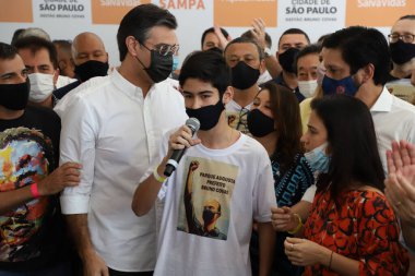 Sao Paulo 'da Augusta Belediye Başkanı Bruno Covas' ın açılışı. 6 Kasım 2021, Sao Paulo, Brezilya: Sao Paulo Belediye Başkanı Ricardo Nunes ile birlikte Augusta Belediye Parkı 