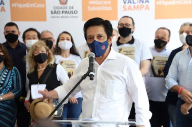 Sao Paulo 'da Augusta Belediye Başkanı Bruno Covas' ın açılışı. 6 Kasım 2021, Sao Paulo, Brezilya: Sao Paulo Belediye Başkanı Ricardo Nunes ile birlikte Augusta Belediye Parkı 